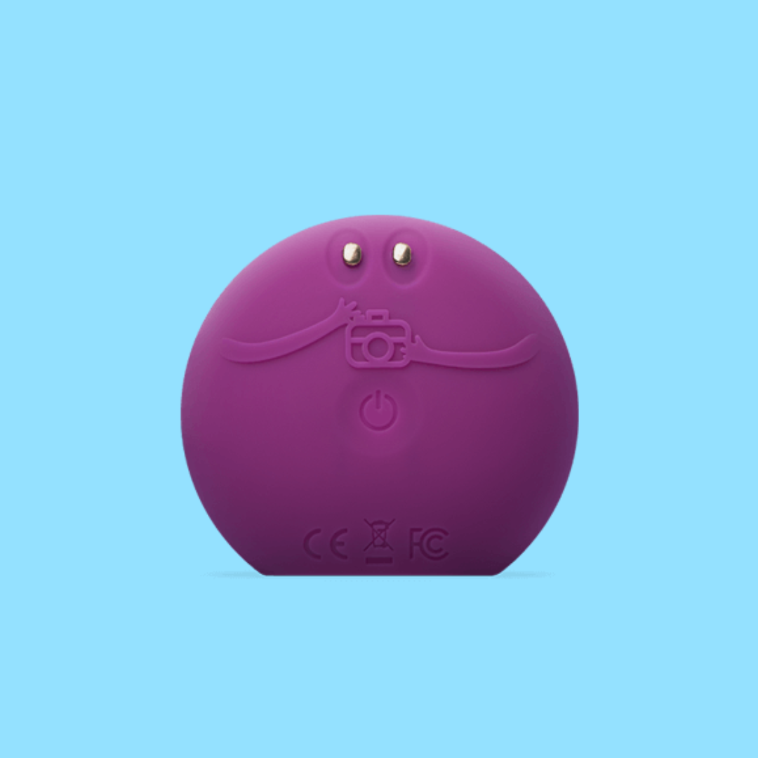 FOREO LUNA Fofo: Enhance your skincare regimen with the FOREO LUNA Fofo, a smart facial cleansing brush that analyzes your skin and provides personalized skincare routines for a healthy and glowing complexion