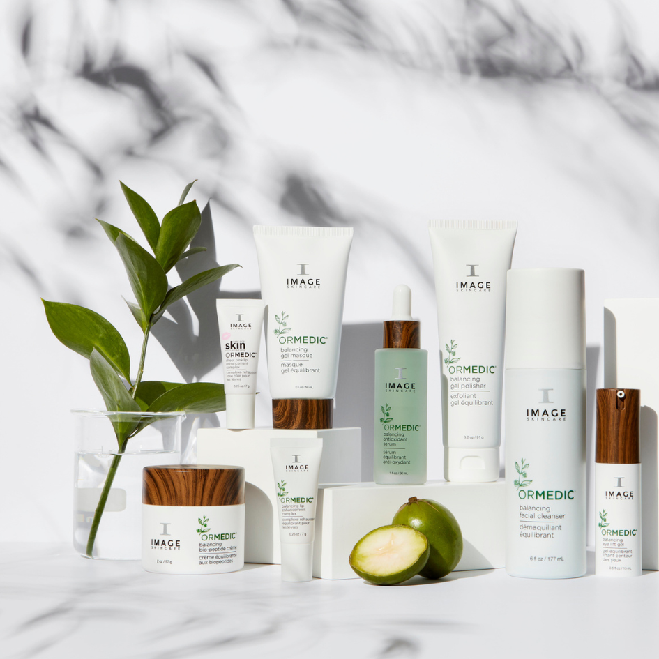 Restore balance to your skin with the nourishing power of the IMAGE SKINCARE Ormedic Balancing Anti-Oxidant Serum. This antioxidant-rich serum is specially formulated to rebalance and hydrate your skin, leaving it refreshed and revitalized. Infused with a blend of organic ingredients, it helps to soothe and protect your skin from environmental stressors, promoting a healthy and youthful complexion. Experience the natural radiance and rejuvenation of your skin with this luxurious anti-oxidant serum.