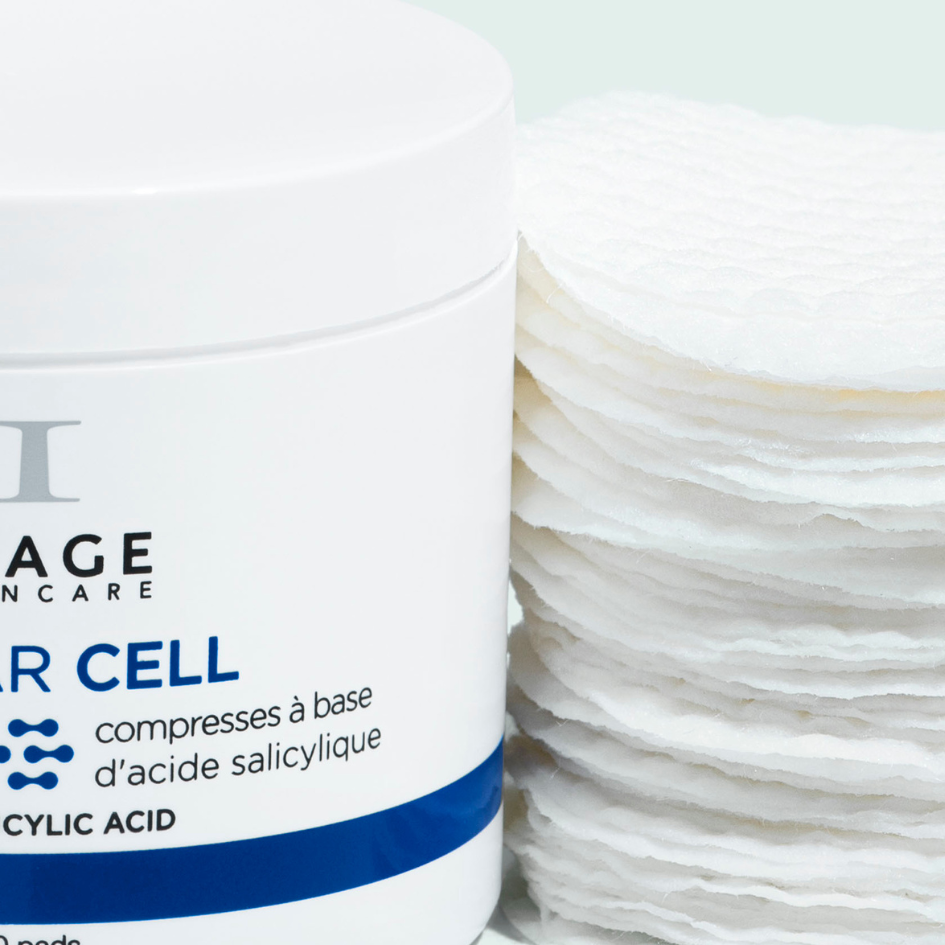Keep your skin clear and blemish-free with the power of IMAGE SKINCARE Clear Cell Salicylic Clarifying Pads. These convenient pads are infused with salicylic acid, a potent ingredient known for its ability to exfoliate and unclog pores, helping to prevent and treat acne breakouts. With 60 pads in each container, they are perfect for on-the-go use and are suitable for all skin types. Experience the clarifying and refreshing benefits of these pads, leaving your skin clean, smooth, and balanced.