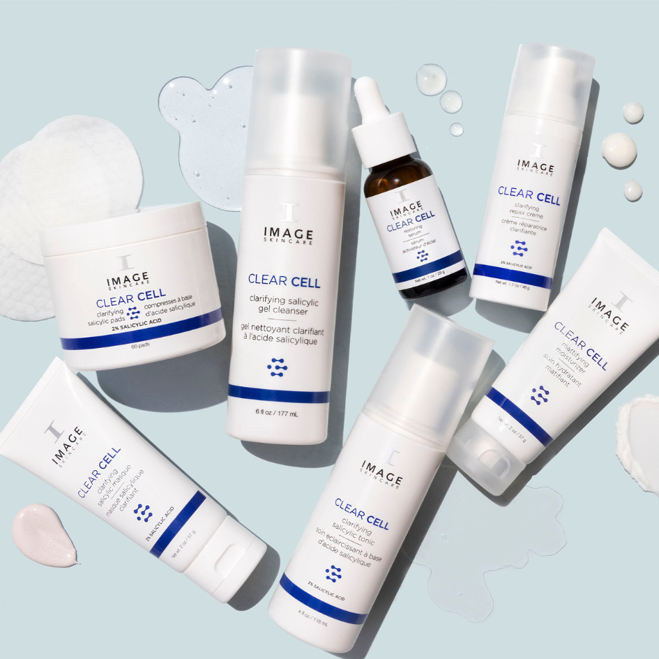 Keep your skin clear and blemish-free with the power of IMAGE SKINCARE Clear Cell Salicylic Clarifying Pads. These convenient pads are infused with salicylic acid, a potent ingredient known for its ability to exfoliate and unclog pores, helping to prevent and treat acne breakouts. With 60 pads in each container, they are perfect for on-the-go use and are suitable for all skin types. Experience the clarifying and refreshing benefits of these pads, leaving your skin clean, smooth, and balanced.