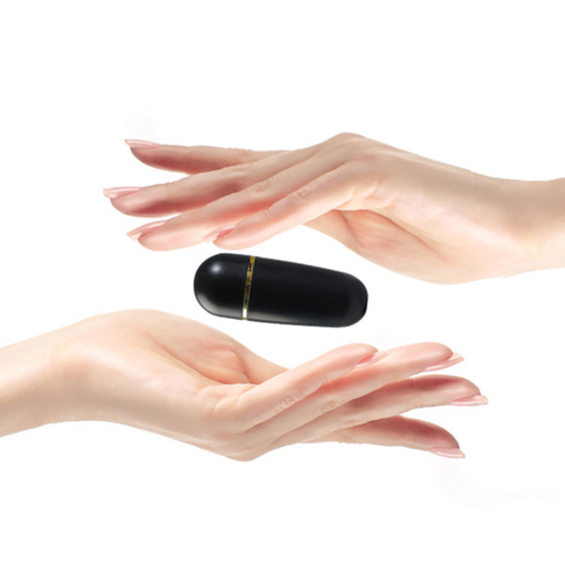 Face Oil Absorbing Roller Volcanic Stone