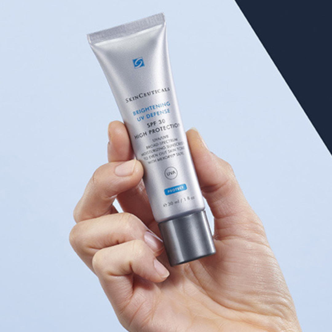 SKINCEUTICALS Brightening UV Defense SPF30 30ml: Shield and brighten your skin with SKINCEUTICALS Brightening UV Defense, a lightweight sunscreen that provides broad-spectrum protection against UV rays while helping to minimize the appearance of dark spots and uneven skin tone for a more radiant and luminous complexion.