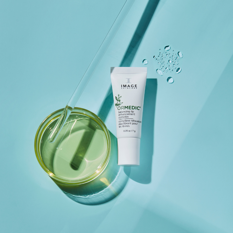 Achieve plump, hydrated, and healthy-looking lips with IMAGE SKINCARE Ormedic Lip Enhancement Complex. This advanced lip treatment is formulated with nourishing botanicals and peptides to help enhance the natural volume and fullness of your lips. The complex also provides deep hydration, leaving your lips soft and supple. Experience the benefits of this lip-enhancing formula for a more youthful and radiant smile. Suitable for all skin types