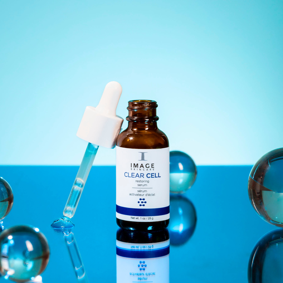 Achieve clear and blemish-free skin with the Clear Cell Restoring Serum Oil-Free by IMAGE SKINCARE. This lightweight serum is specifically formulated to address acne-prone and oily skin. It helps to control excess oil production, unclog pores, and reduce the appearance of blemishes. With its oil-free formula, it provides hydration without clogging pores, leaving your skin balanced and refreshed. Experience the benefits of the Clear Cell Restoring Serum for a clear and radiant complexion.