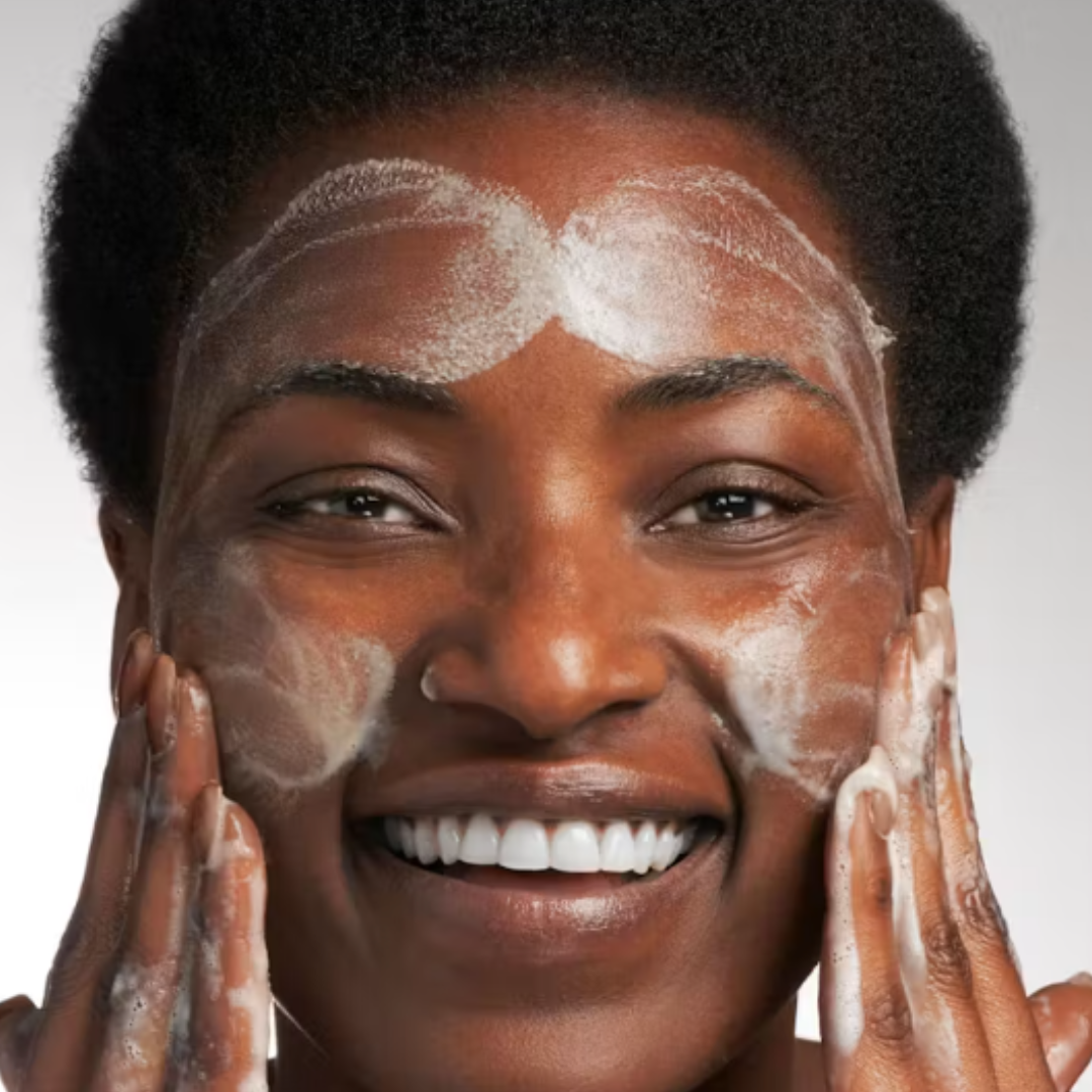 NEOSTRATA Enlighten Ultra Brightening Cleanser 100ml: Achieve a brighter and more radiant complexion with NEOSTRATA Enlighten Ultra Brightening Cleanser, a gentle yet effective cleanser that helps to reduce the appearance of dark spots, uneven skin tone, and dullness, revealing a more luminous and even complexion.