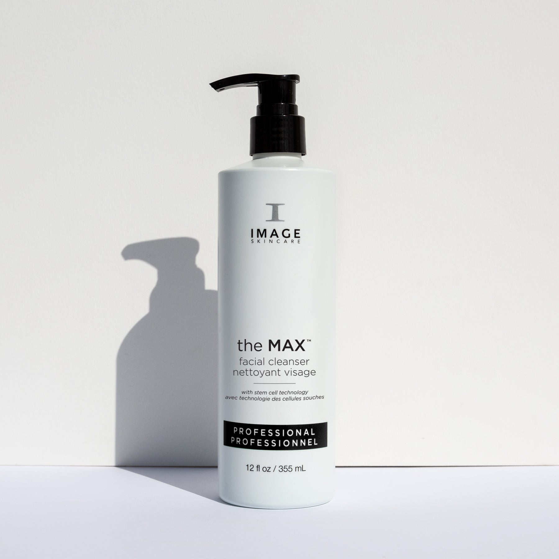 Experience the power of stem cells with IMAGE SKINCARE The Max Stem Cell Facial Cleanser. This luxurious cleanser gently removes impurities, makeup, and excess oil, while nourishing and rejuvenating the skin with potent stem cell technology. Infused with botanical extracts and antioxidants, it promotes a youthful and radiant complexion. Transform your skincare routine with this advanced cleanser from IMAGE SKINCARE.