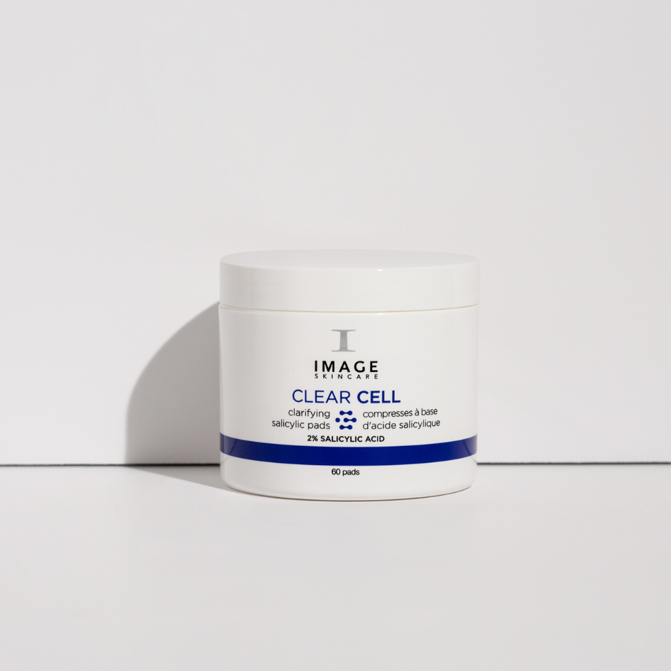 Keep your skin clear and blemish-free with the power of IMAGE SKINCARE Clear Cell Salicylic Clarifying Pads. These convenient pads are infused with salicylic acid, a potent ingredient known for its ability to exfoliate and unclog pores, helping to prevent and treat acne breakouts. With 60 pads in each container, they are perfect for on-the-go use and are suitable for all skin types. Experience the clarifying and refreshing benefits of these pads, leaving your skin clean, smooth, and balanced.